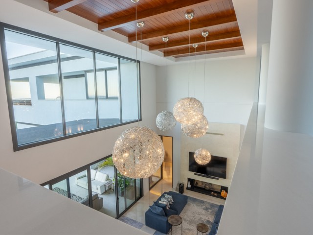 12 Bedrooms Villa in Benahavís