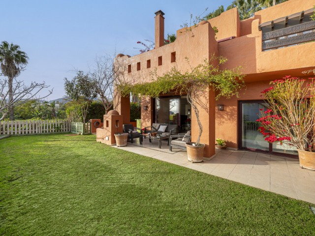4 Bedrooms Townhouse in The Golden Mile