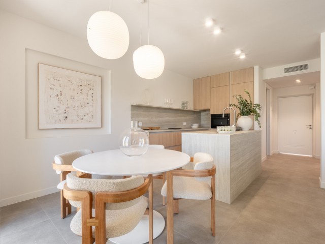 Apartamento con 3 Dormitorios  en Benahavís