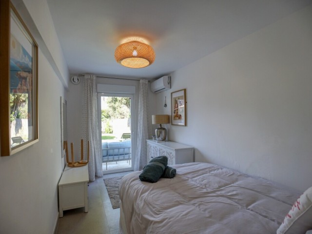 2 Bedrooms Villa in Estepona
