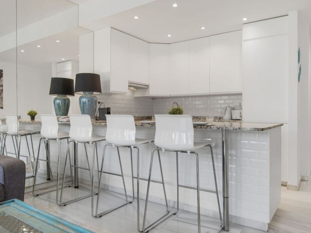 2 Bedrooms Apartment in Puerto Banús