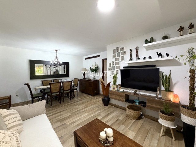 4 Bedrooms Apartment in Estepona