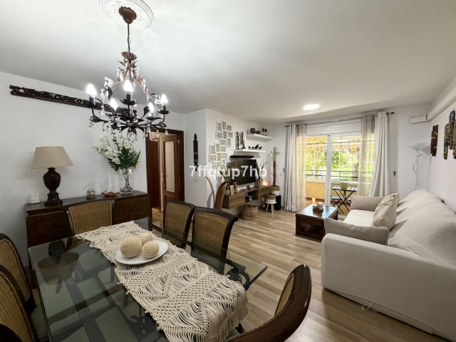 4 Bedrooms Apartment in Estepona