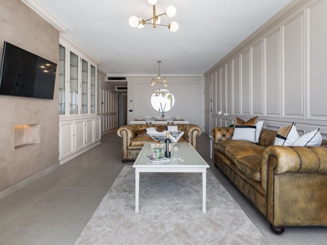 2 Bedrooms Apartment in Puerto Banús