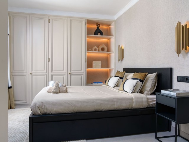2 Bedrooms Apartment in Puerto Banús