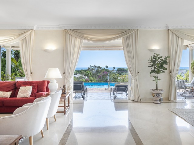 6 Soveroms Villa i Benahavís