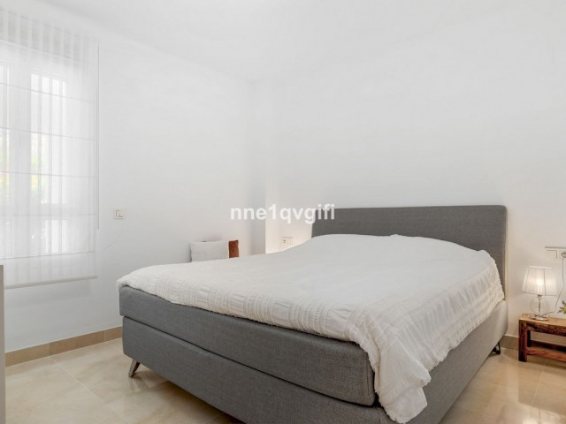 3 Bedrooms Apartment in Benahavís