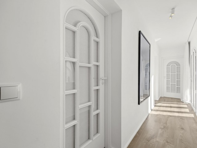 5 Bedrooms Villa in Guadalmina Alta