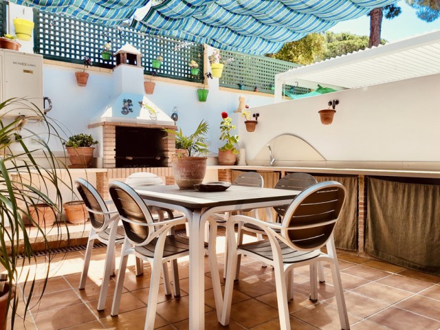 3 Makuuhuoneen Rivitalo Elviria