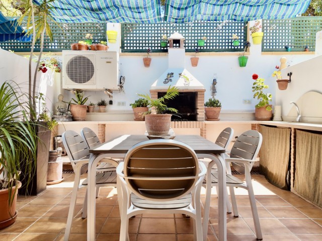 Radhus, Elviria