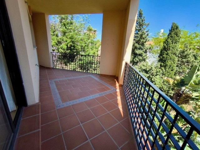 Penthouse, Puerto Banús