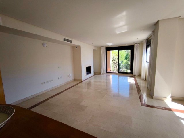 Penthouse in Puerto Banús