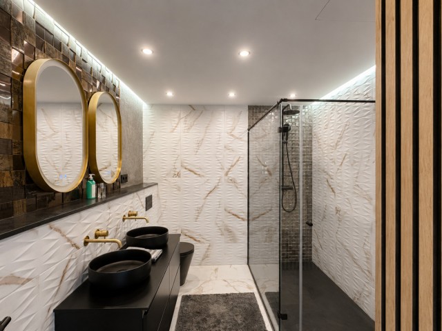 2 Bedrooms Apartment in Estepona