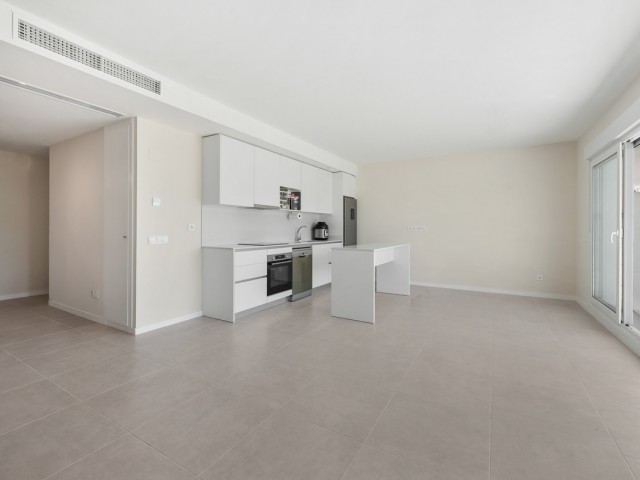 2 Bedrooms Apartment in Estepona