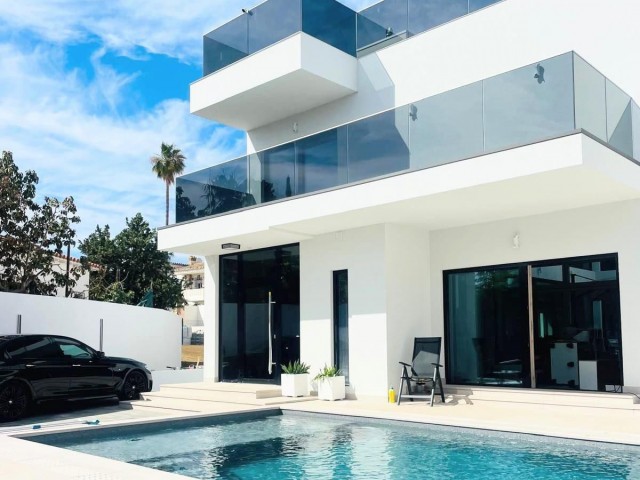 Villa Benalmadena Costa - R5401759