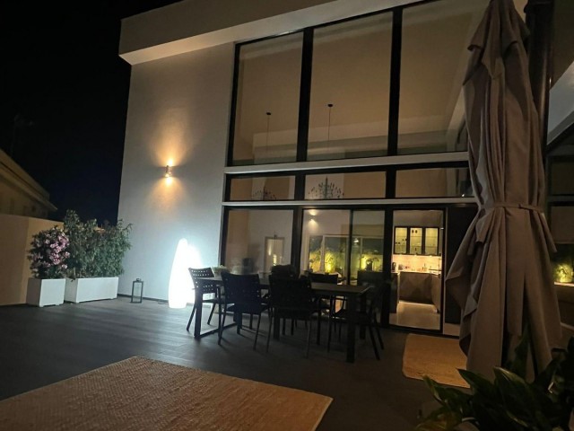 5 Bedrooms Villa in Benalmadena Costa