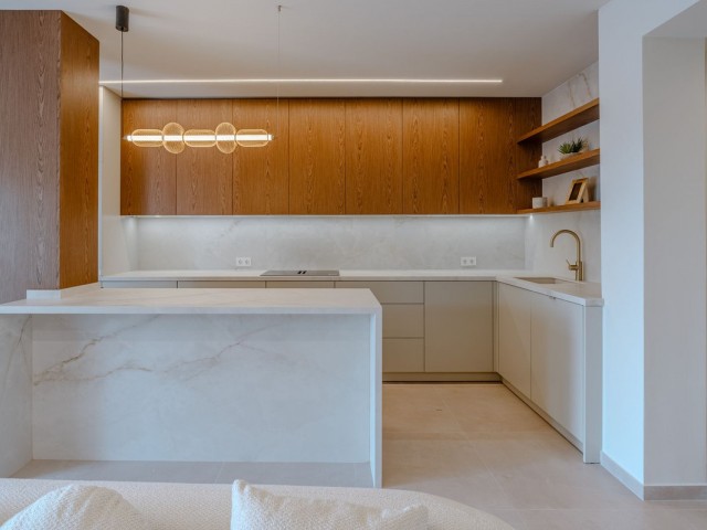 Apartamento con 2 Dormitorios  en Nueva Andalucía