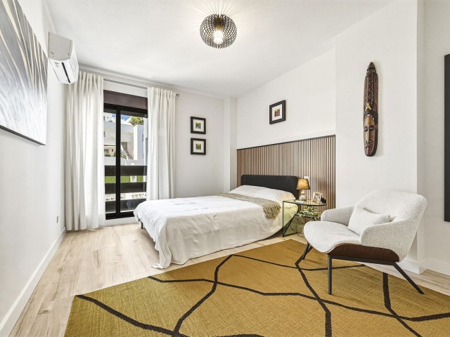 Apartamento con 3 Dormitorios  en Nueva Andalucía