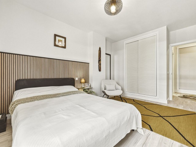 Apartamento con 3 Dormitorios  en Nueva Andalucía