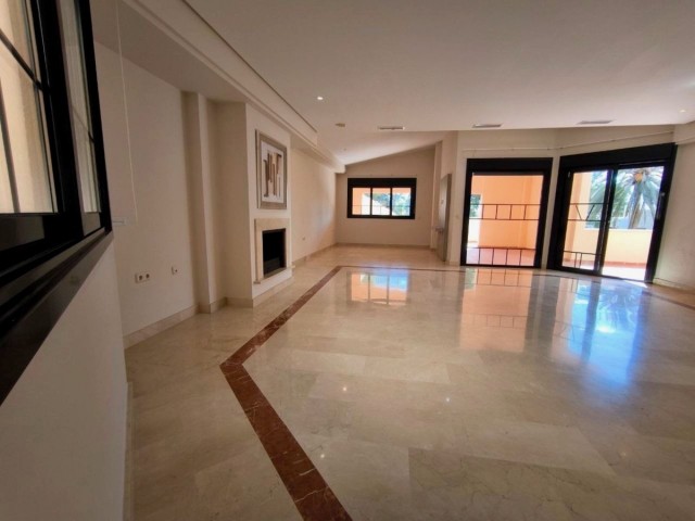 Penthouse in Puerto Banús