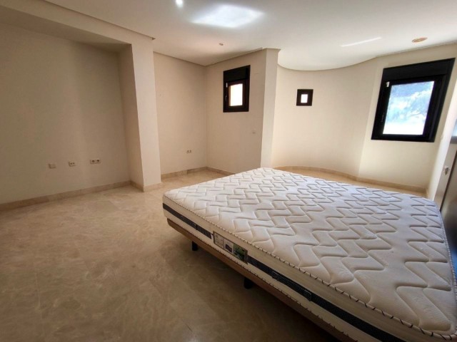 Penthouse in Puerto Banús