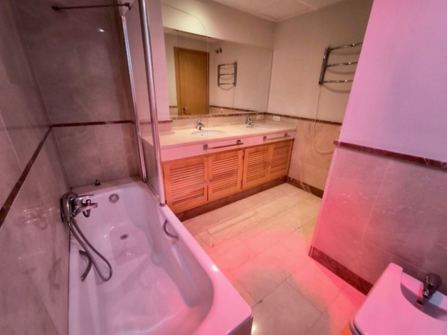 Penthouse in Puerto Banús