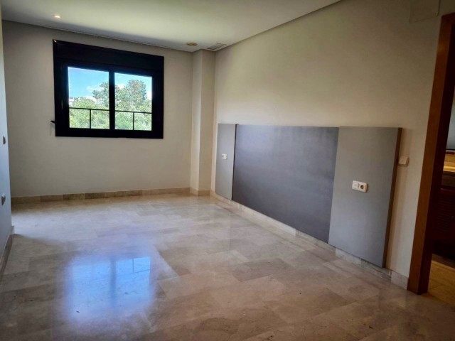 Penthouse in Puerto Banús