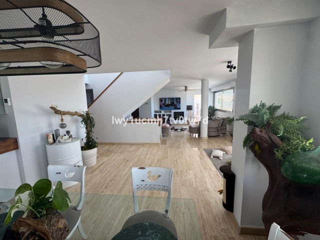 5 Bedrooms Apartment in La Cala de Mijas
