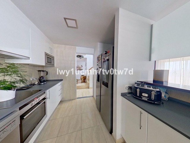 5 Bedrooms Apartment in La Cala de Mijas