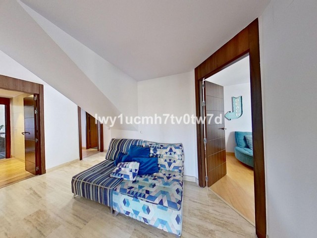5 Bedrooms Apartment in La Cala de Mijas