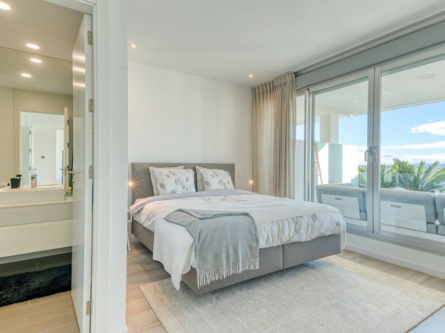 3 Bedrooms Apartment in Estepona