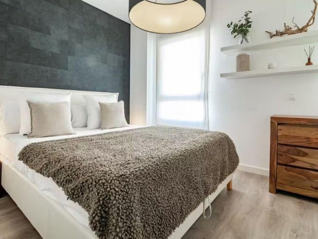 Apartamento con 3 Dormitorios  en Nueva Andalucía