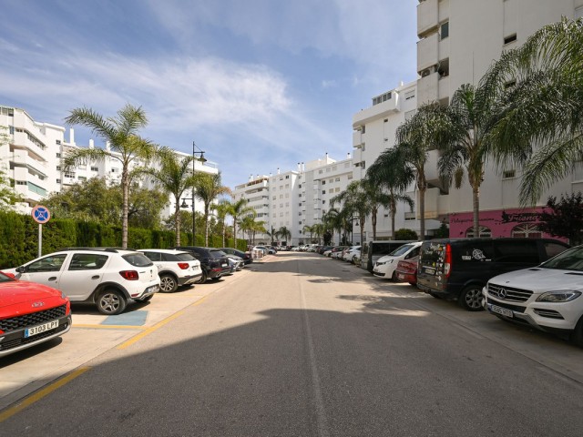 4 Bedrooms Apartment in Fuengirola