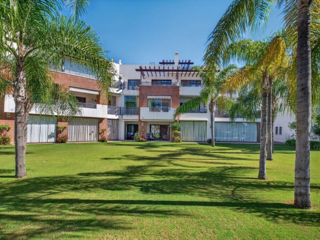 Appartement, Estepona, R5400031