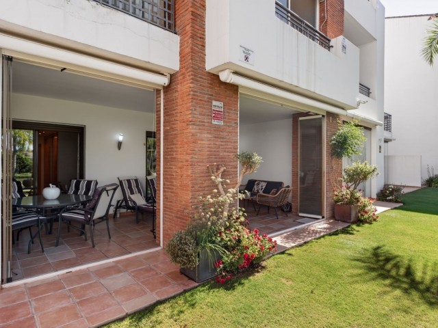 2 Slaapkamer Appartement in Estepona