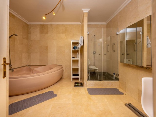 13 Bedrooms Villa in Alhaurín el Grande