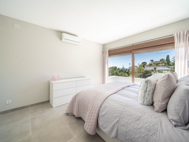 5 Bedrooms Villa in Benalmadena