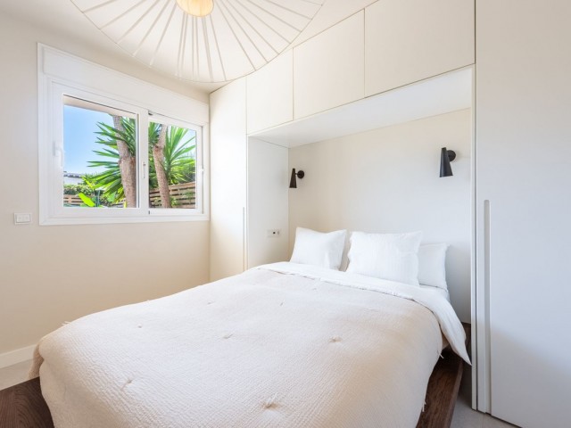 Apartamento con 3 Dormitorios  en Nueva Andalucía