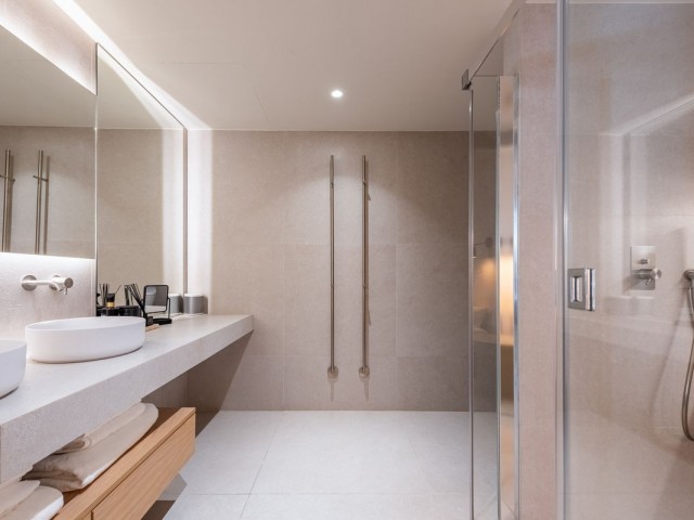 Apartamento con 3 Dormitorios  en Nueva Andalucía