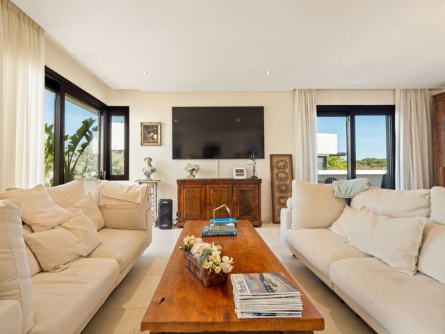 2 Bedrooms Townhouse in Sotogrande Alto