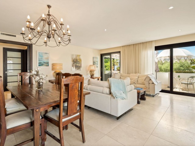 2 Bedrooms Townhouse in Sotogrande Alto