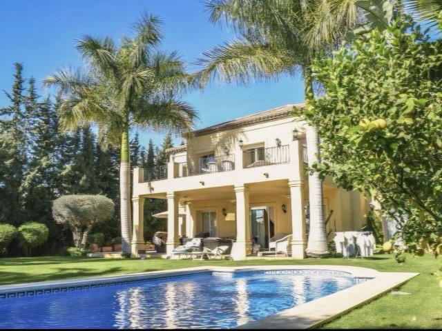 Huvila, Nueva Andalucia