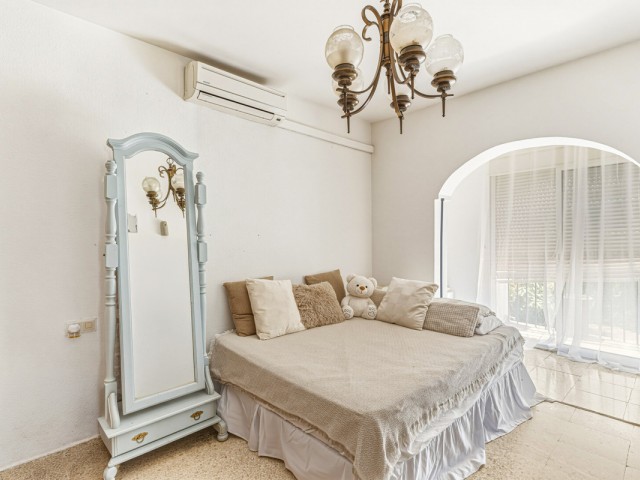 3 Bedrooms Townhouse in Estepona