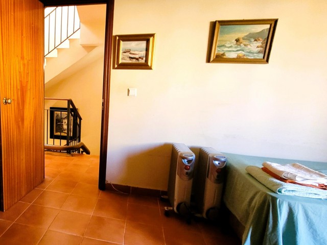 4 Bedrooms Townhouse in Estepona