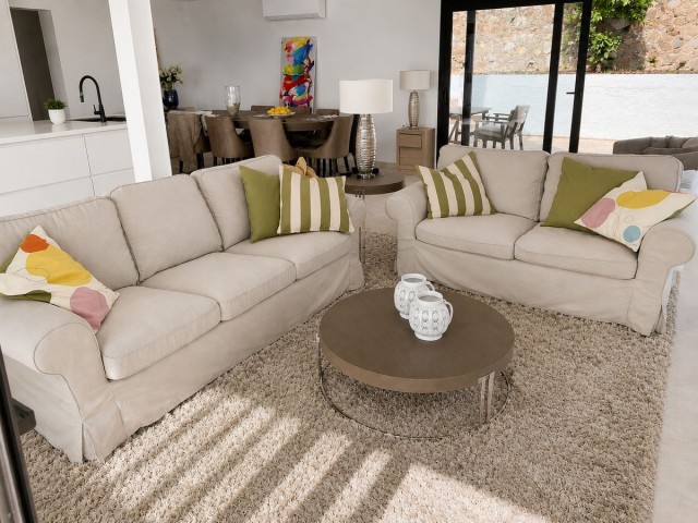 4 Bedrooms Villa in Fuengirola