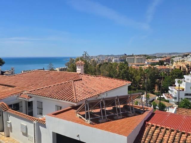 4 Bedrooms Villa in Fuengirola