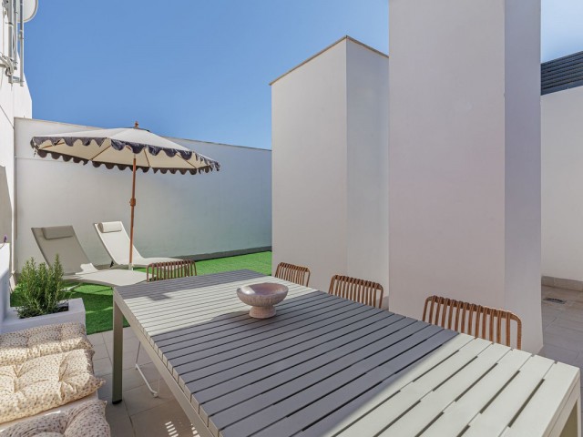 2 Bedrooms Apartment in Estepona