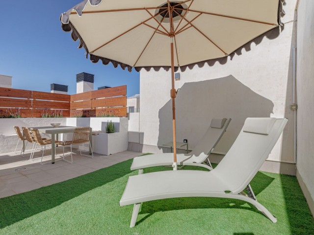 2 Bedrooms Apartment in Estepona