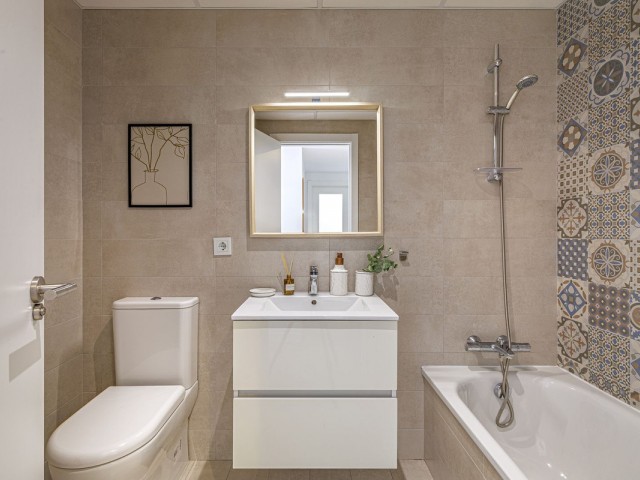 2 Bedrooms Apartment in Estepona