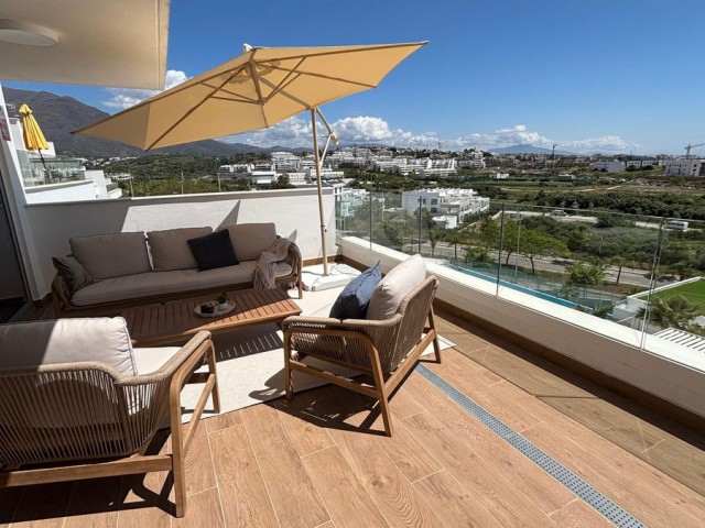2 Bedrooms Apartment in Estepona